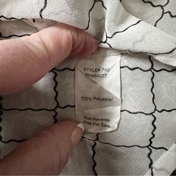 CAbi Sheer White & Black Diamond Criss Cross Pattern Button Down Shirt Blouse XS - Picture 12 of 13